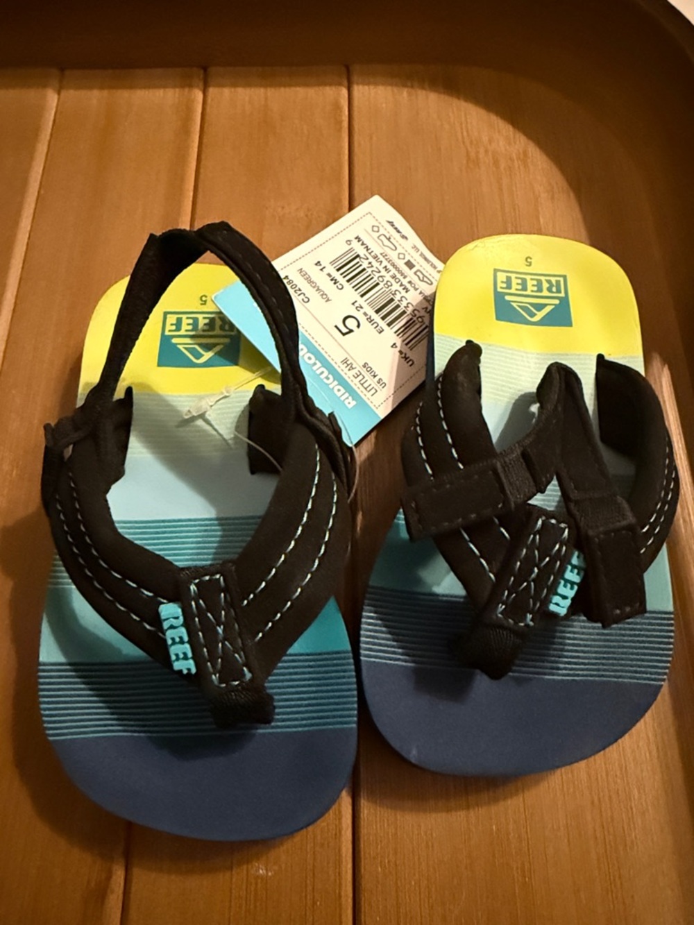Reef Kids 2 pairs for $30 bundle and send offer